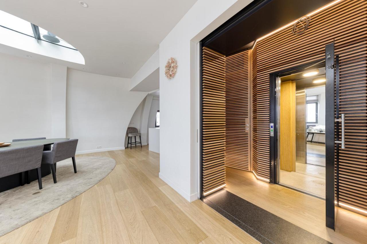 Triplex Penthouse In The Center Bruxelles